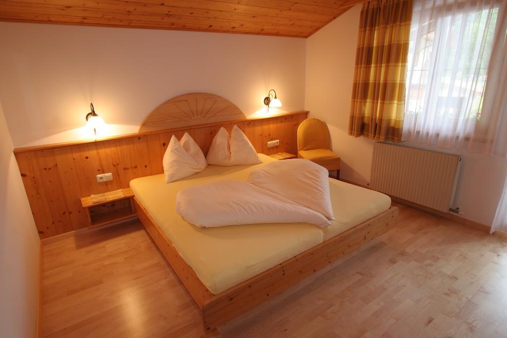 Appartement Top Tirol Маурах Стая снимка